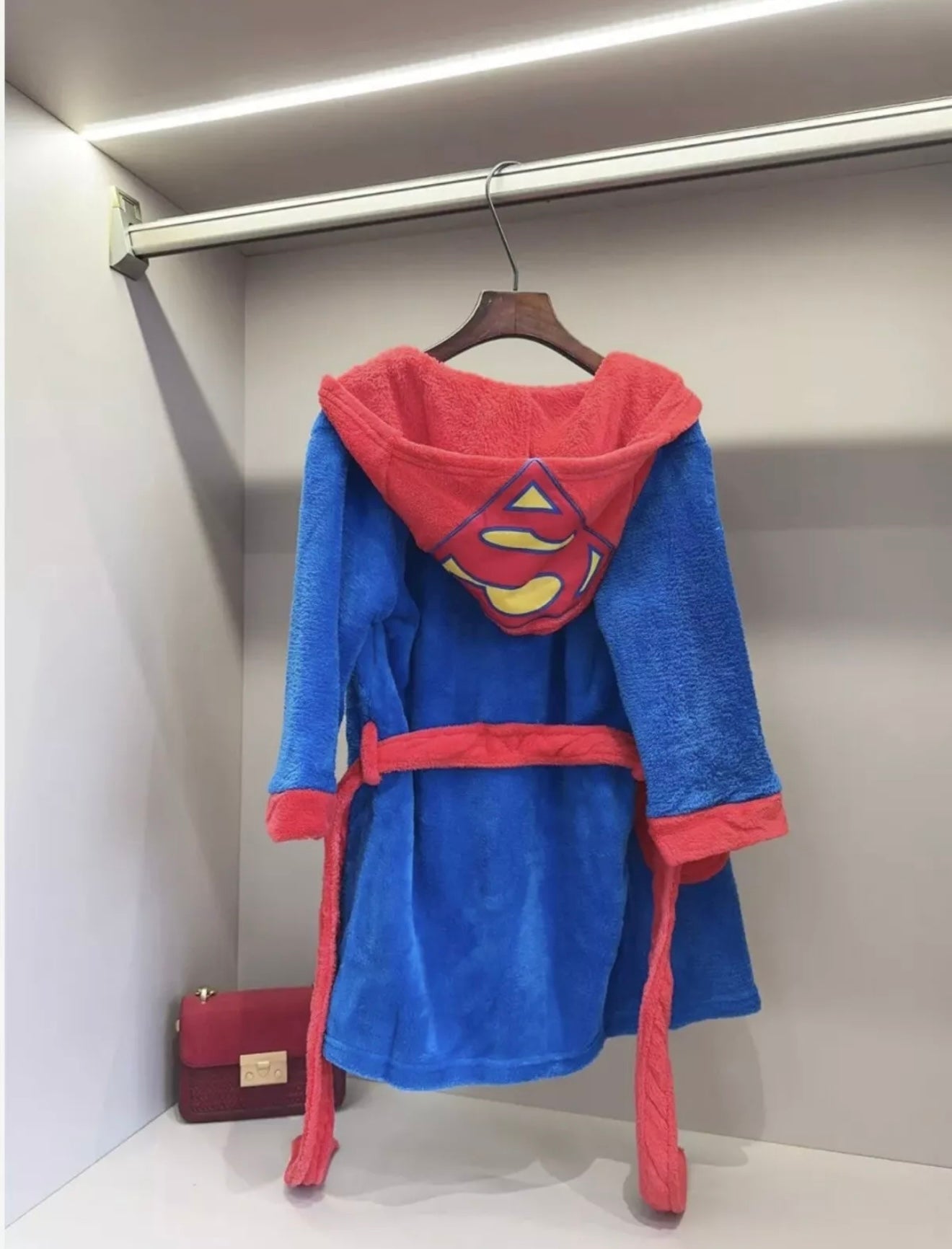 Boys Fleece Robe, Hooded Plush Soft Fuzzy Bathrobe for Kids 3-7years